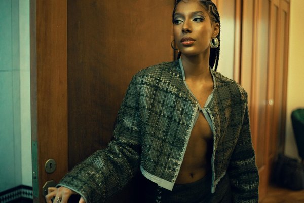 Guide pratique : choisir des vestes en daim pour un style automnal éblouissant et à la mode